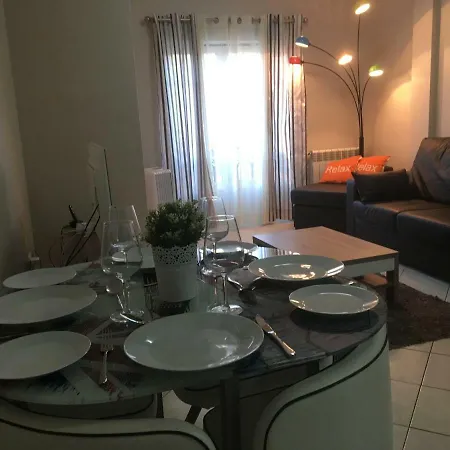 Excellent T2 In Bicos Apartman *